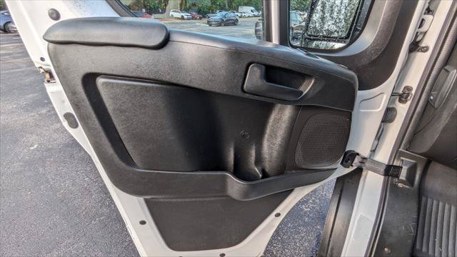 Used 2023 RAM ProMaster 2500 FWD image 14