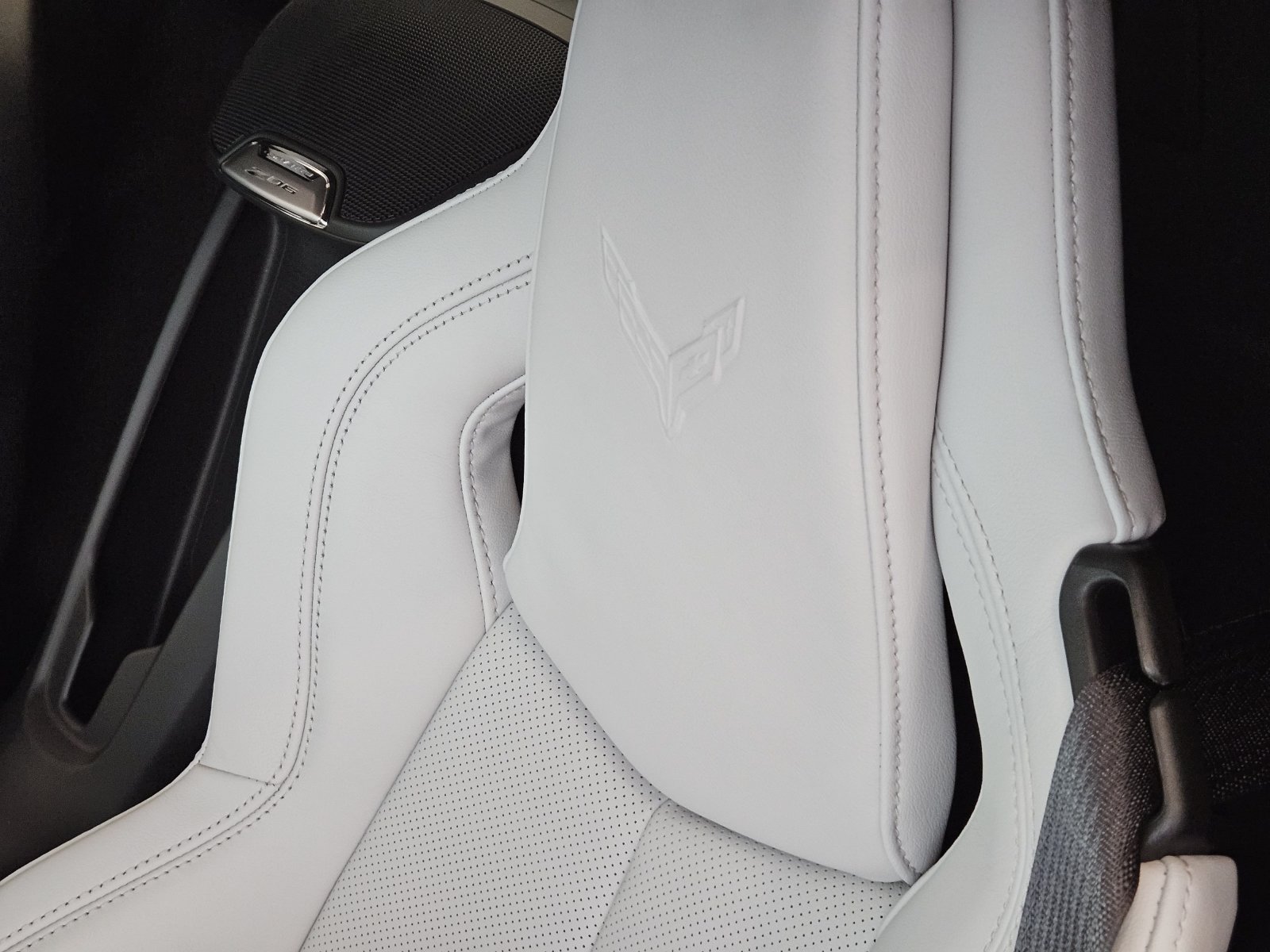 New 2027 Chevrolet Corvette Z06 RWD image 16