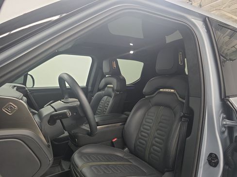 Used 2023 Rivian R1T Adventure AWD/4WD image 20