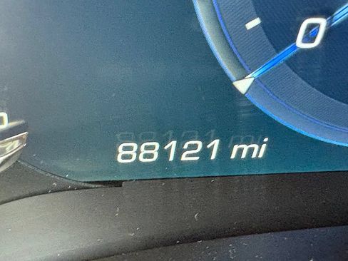 Used 2017 Cadillac Escalade 2WD image 13