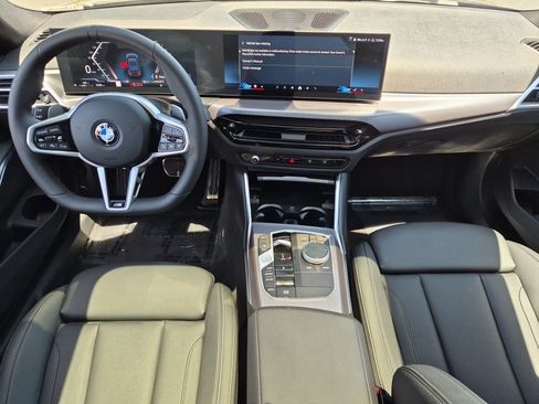 Used 2026 BMW 330i Sedan w/ M Sport Package RWD image 29