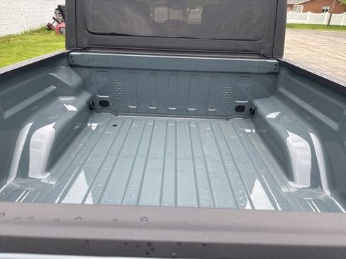New 2026 Jeep Gladiator Rubicon AWD/4WD image 13
