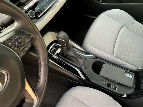 Used 2023 Toyota Corolla SE FWD image 16