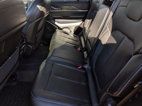 Used 2025 Jeep Grand Cherokee Limited 4xe image 20