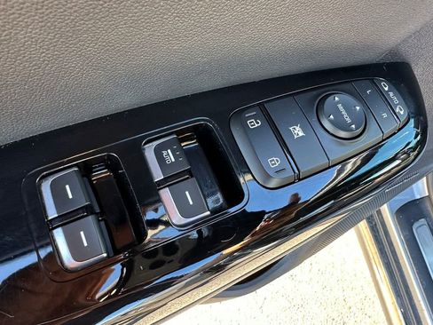 Used 2021 Kia Sportage SX image 35