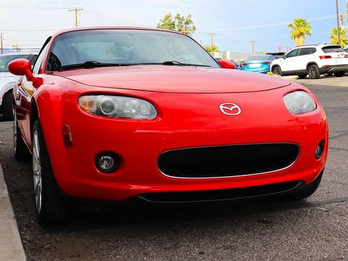 Used 2008 MAZDA MX-5 Miata Grand Touring w/ Premium Pkg RWD image 18