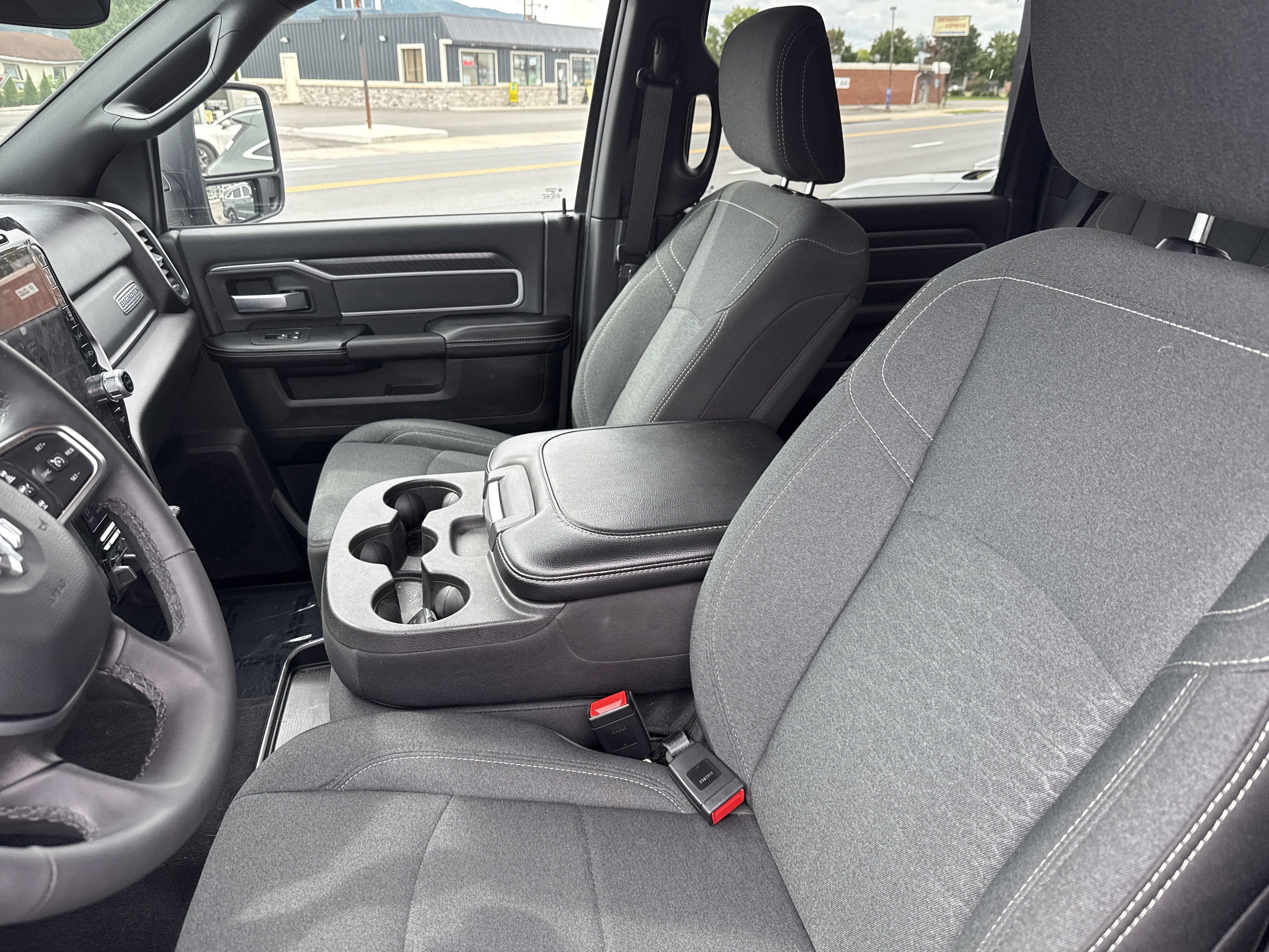 Used 2026 RAM 2500 Big Horn AWD/4WD image 12