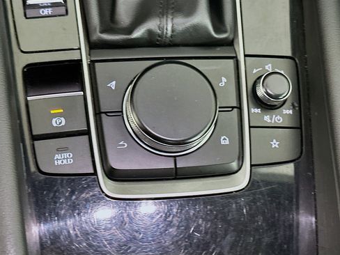 Used 2024 MAZDA MAZDA3 s image 26