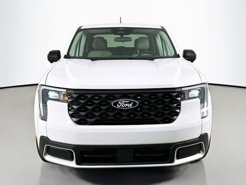 New 2026 Ford Maverick Lariat w/ 4K Tow Package image 2