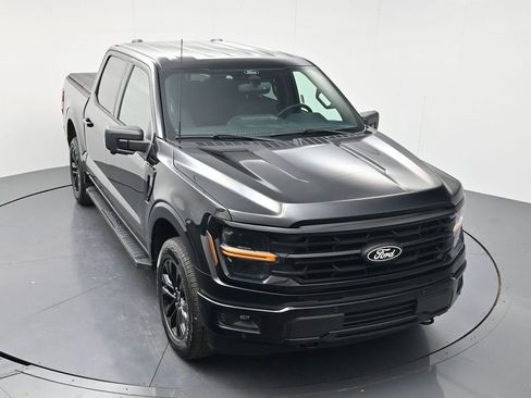 Used 2025 Ford F150 XLT w/ Equipment Group 302A MID AWD/4WD image 39