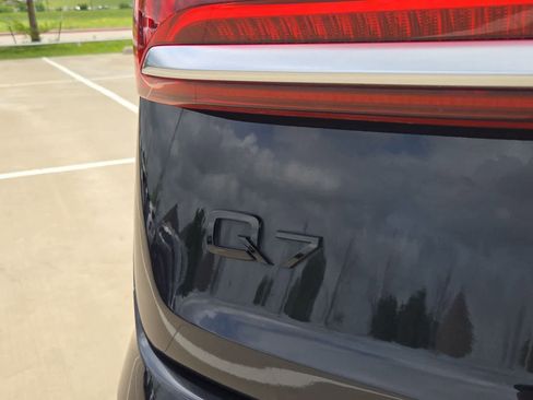 Used 2021 Audi Q7 3.0T Prestige w/ Prestige Package AWD/4WD image 11