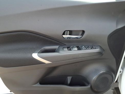 Used 2024 Nissan Kicks SV FWD image 15