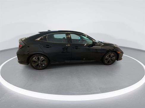 Used 2018 Honda Civic EX image 8