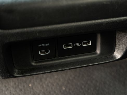 Certified 2023 Honda Odyssey Elite image 44