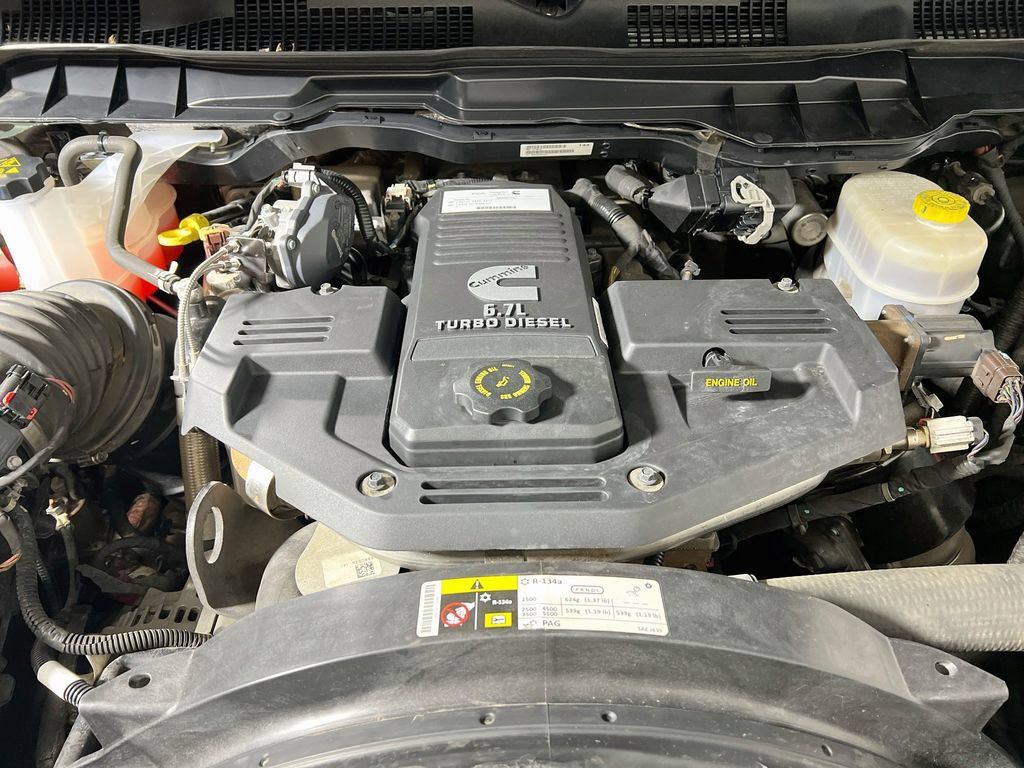 Used 2018 RAM 2500 Longhorn w/ Convenience Group AWD/4WD image 26