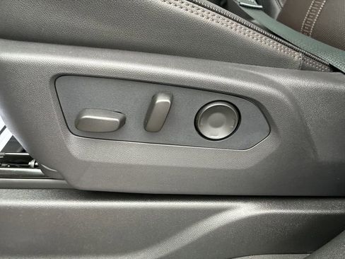 New 2026 Chevrolet Tahoe High Country image 3