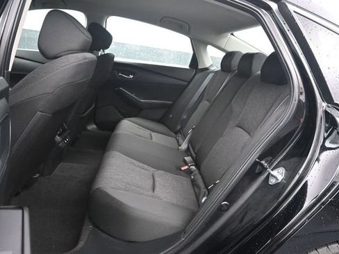 Certified 2025 Honda Accord LX image 12