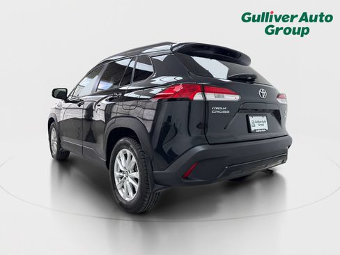 Used 2024 Toyota Corolla Cross LE AWD/4WD image 5