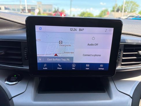 Used 2021 Ford Explorer XLT w/ Equipment Group 202A AWD/4WD image 27