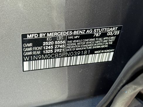 Certified 2023 Mercedes-Benz EQB 250+ w/ Exclusive Package image 39