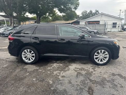 Used 2013 Toyota Venza LE FWD image 4