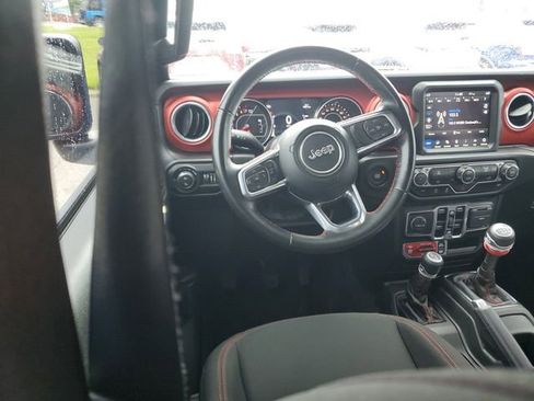 Used 2022 Jeep Gladiator Rubicon AWD/4WD image 9