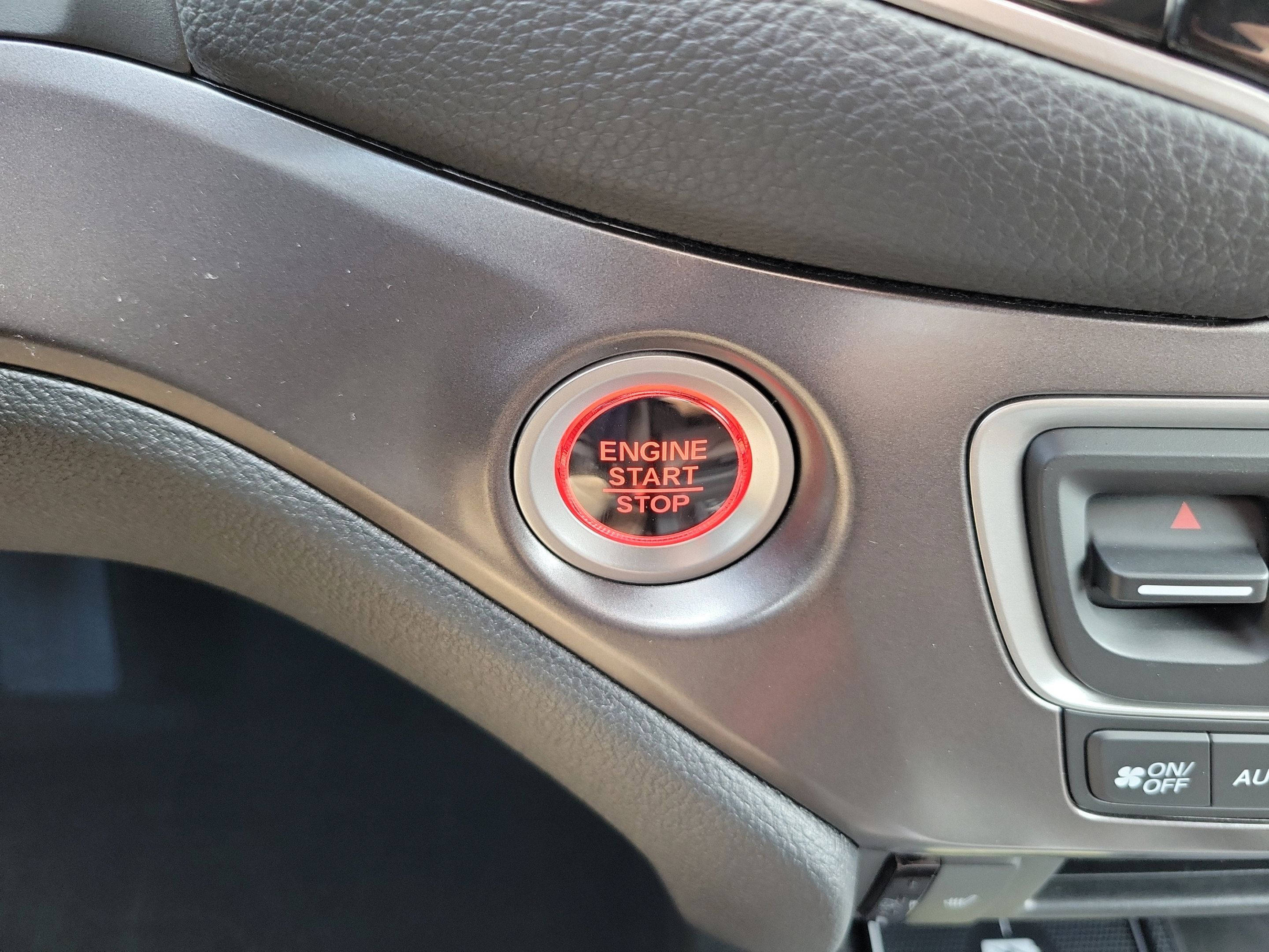 Certified 2025 Honda Passport EX-L image 31