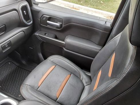 Used 2021 GMC Sierra 1500 AT4 w/ AT4 Premium Package AWD/4WD image 40