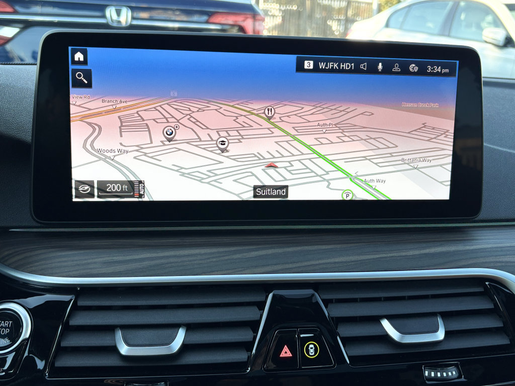 Certified 2023 BMW 530i xDrive w/ Premium Package AWD/4WD image 24