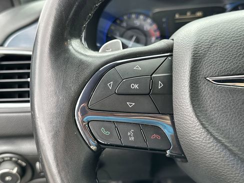 Used 2015 Chrysler 200 S image 20