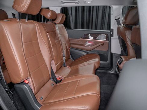 New 2026 Mercedes-Benz GLS 450 4MATIC image 13