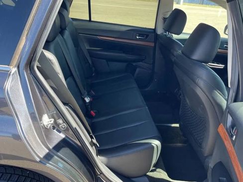 Used 2013 Subaru Outback 2.5i Limited image 18