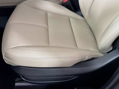 New 2026 Lincoln Corsair Premiere FWD image 21