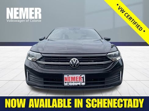 Used 2023 Volkswagen Jetta Sport FWD image 9