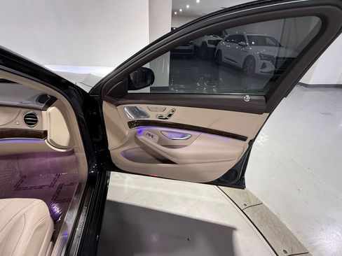 Used 2018 Mercedes-Benz S 450 Sedan image 40