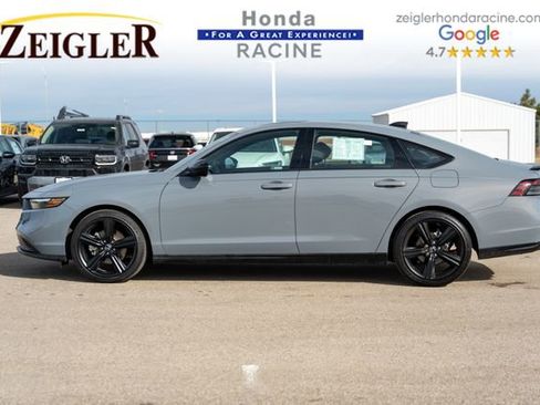 Used 2025 Honda Accord Sport image 4