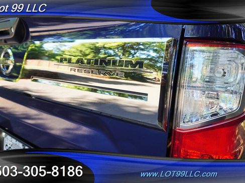 Used 2018 Nissan Titan Platinum Reserve w/ Platinum Utility Package AWD/4WD image 33