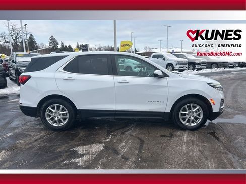 Used 2024 Chevrolet Equinox LT image 4