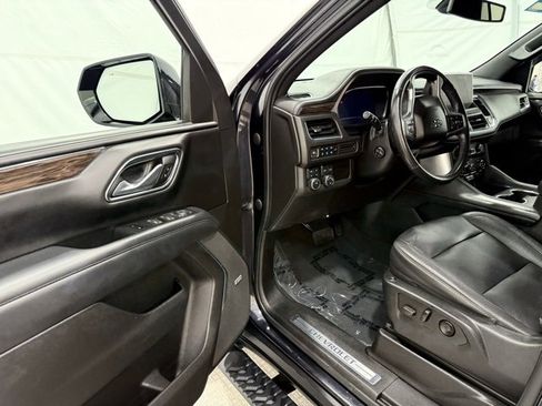 Used 2022 Chevrolet Tahoe Z71 w/ Luxury Package image 33