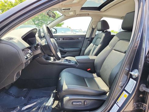 Certified 2024 Honda Civic EX-L image 13