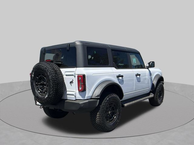 New 2026 Ford Bronco Outer Banks w/ Sasquatch Package AWD/4WD image 3