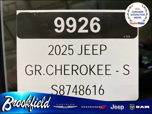 New 2025 Jeep Grand Cherokee L Limited w/ Luxury Tech Group II image 38