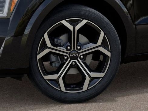 New 2025 Kia Niro EX Touring FWD image 9