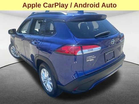 Used 2023 Toyota Corolla Cross LE w/ Moonroof Package AWD/4WD image 8