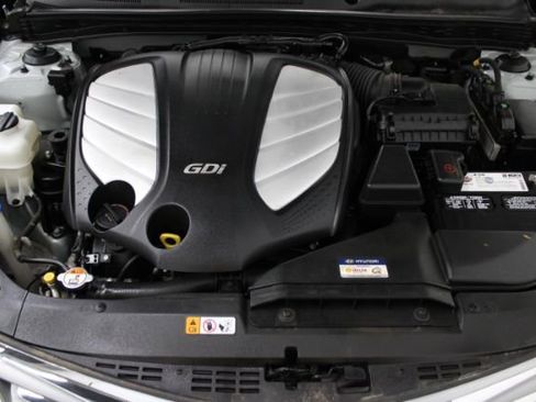 Used 2013 Hyundai Azera LIMITED image 25