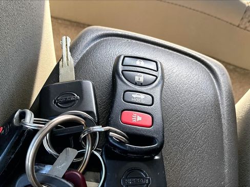 Used 2004 Nissan Sentra S FWD image 14