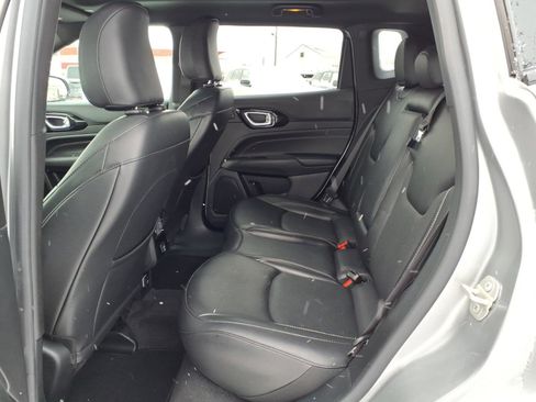 Used 2023 Jeep Compass High Altitude image 11