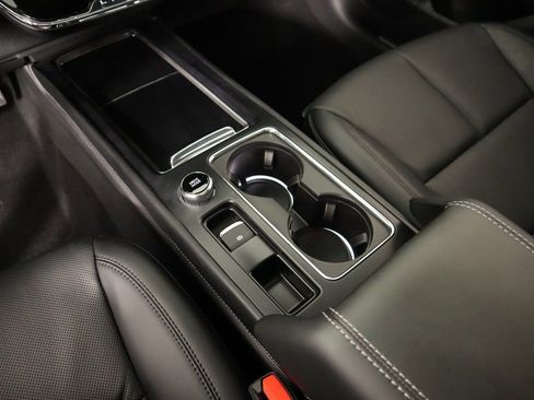 New 2025 Lincoln Corsair Grand Touring image 9