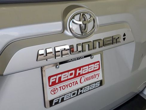 Used 2024 Toyota 4Runner TRD Sport w/ Technology Package RWD image 8