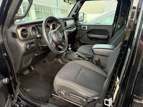 Used 2020 Jeep Gladiator Sport AWD/4WD image 7